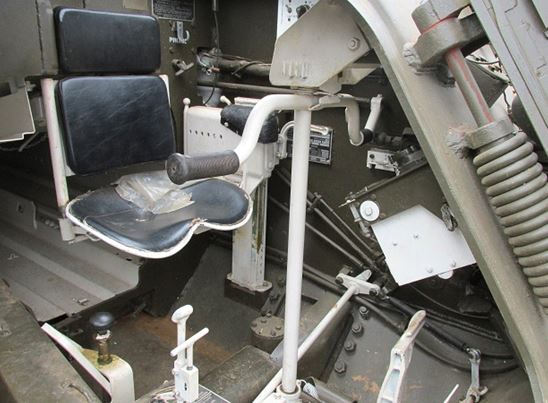 M42 A1 commander and drivers seat